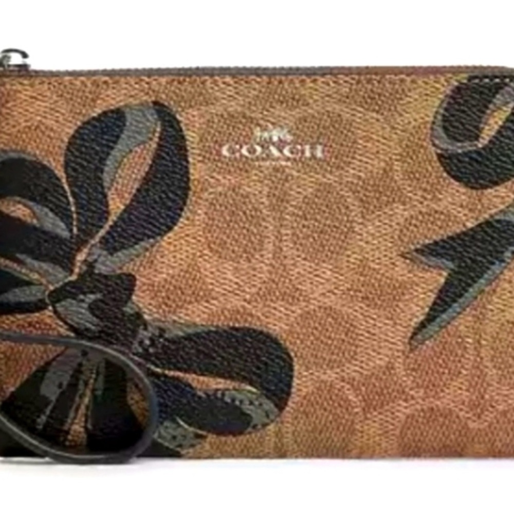 Brand new Coach Wristlet